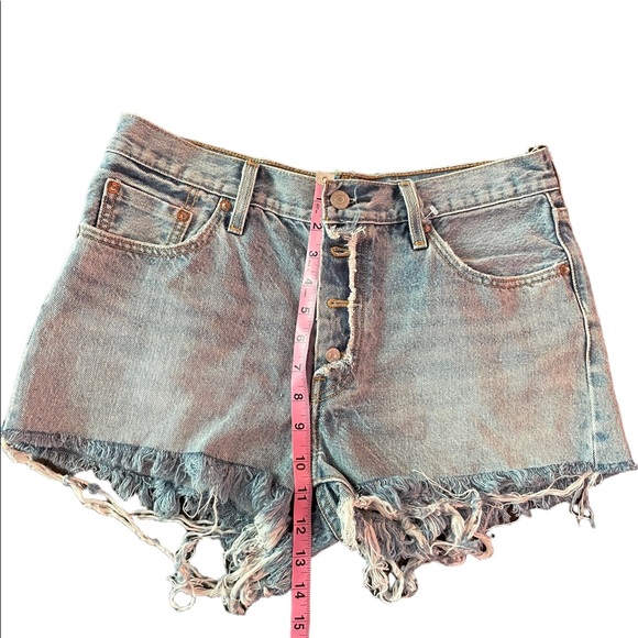 Levi’s 501 Original Short - Picture 7 of 12